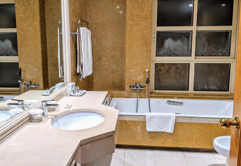 Portugal Hotel dos Templarios Bathroom