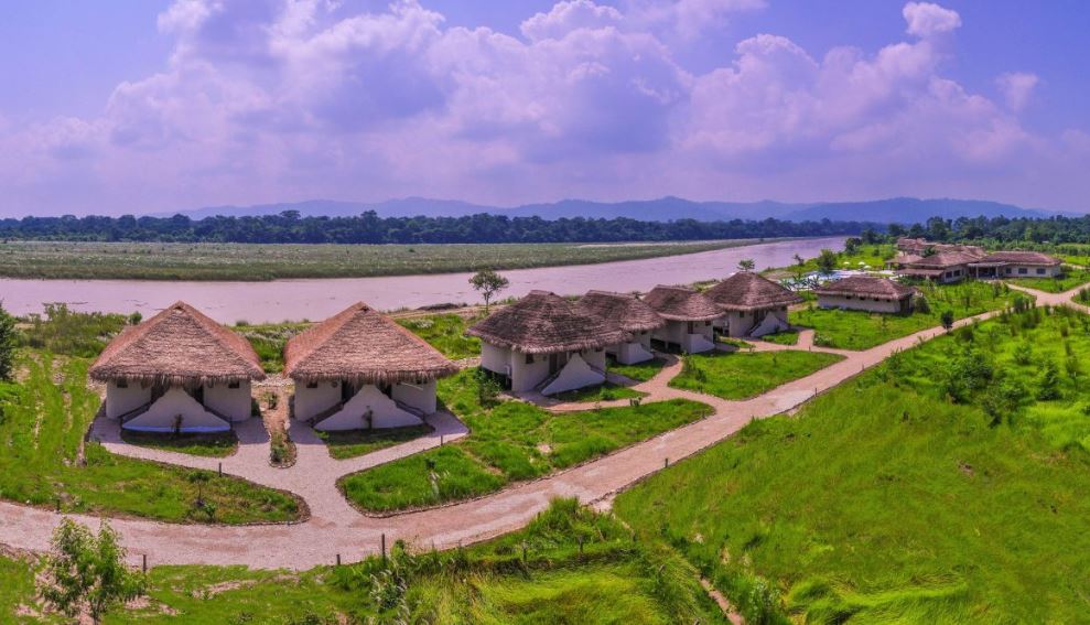 Nepal Bahari Jungle Lodge outside2